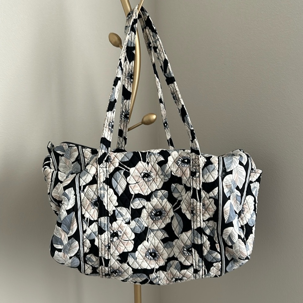 Vera Bradley Retired Camellia Travel Set (Vintage) - Picture 4 of 13
